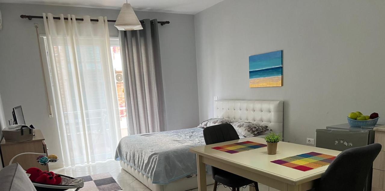 Emi Sol Apartment Vlorë Esterno foto