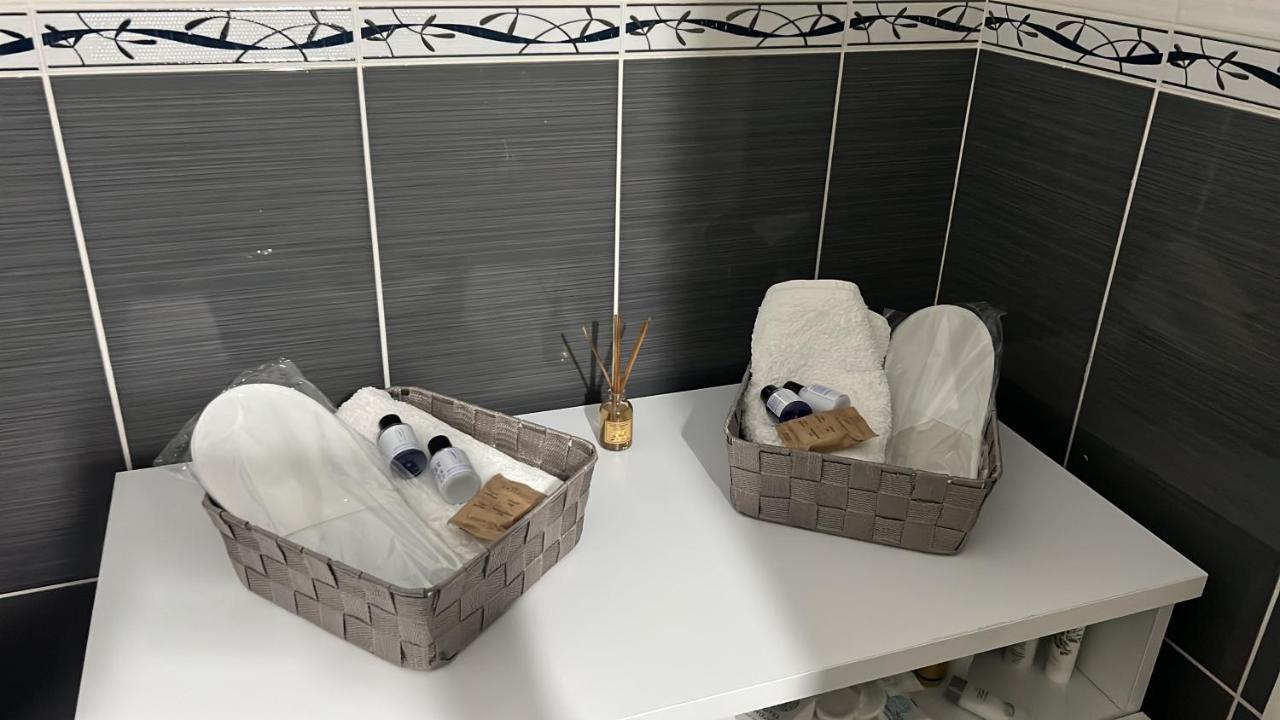 Emi Sol Apartment Vlorë Esterno foto